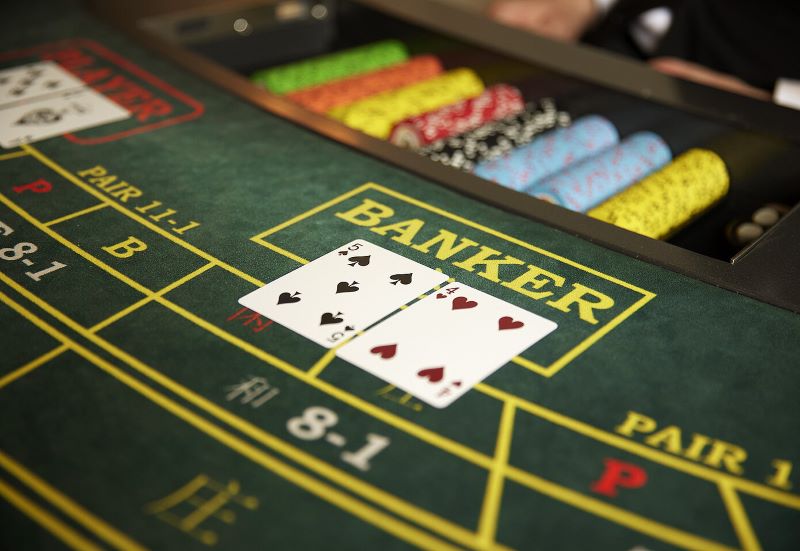 3 tuyệt chiêu chơi Baccarat tại V7bet – tăng tỷ lệ thắng đặt 1 ăn 8 3 Biến thể của game Baccarat